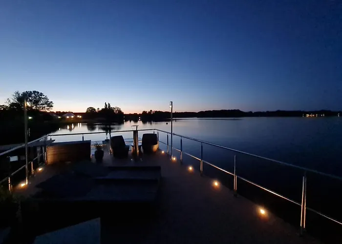 Seezeit Im Hausboot Mit Kamin & Sauna